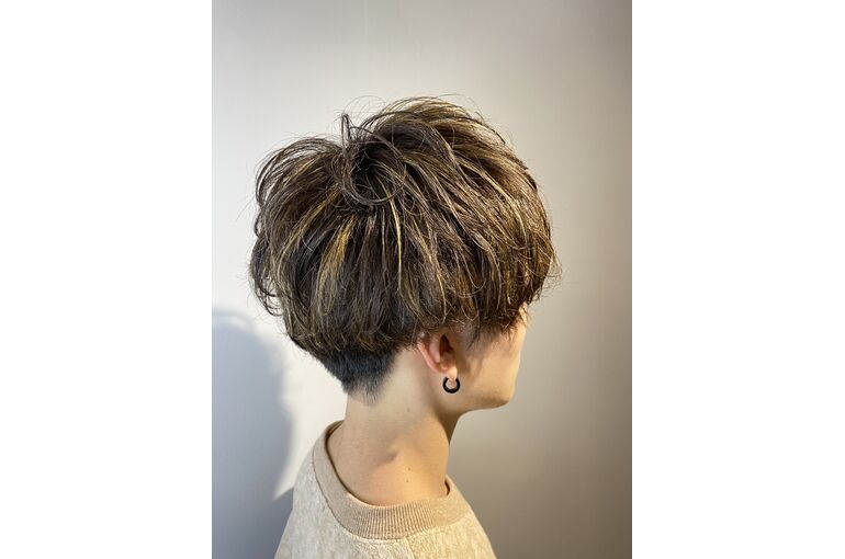 メンズハイライトカラー 調布美容室 渡部洸平 調布で新規オープンの美容室 To You がスタッフブログをお届け